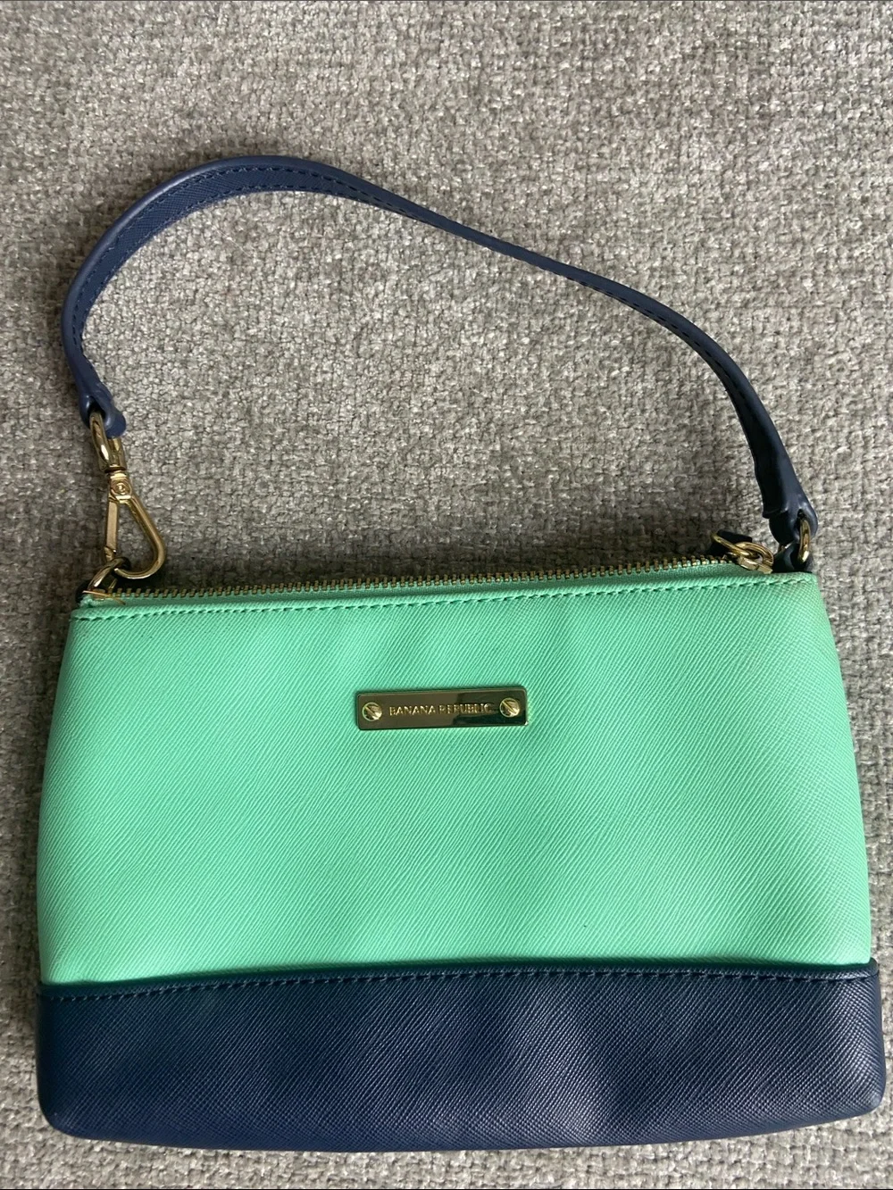 Banana Republic Mint & Navy Colorblock Wristlet